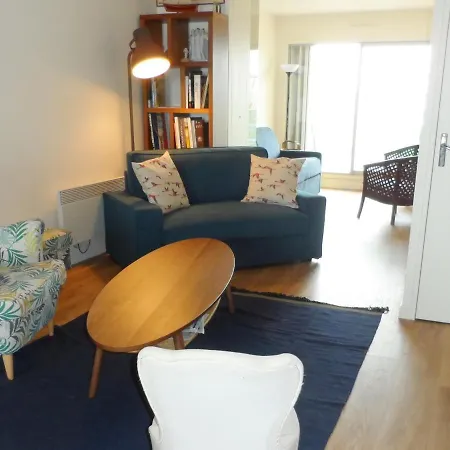 : Moderne 4/5 Pieces, Acces Plage, 8 Pers, Jardin Et Terrasse, Parking, Wifi - Fr-1-487-304 Apartment *