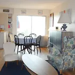 : Moderne 4/5 Pieces, Acces Plage, 8 Pers, Jardin Et Terrasse, Parking, Wifi - Fr-1-487-304 * Cabourg