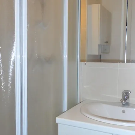 : Moderne 4/5 Pieces, Acces Plage, 8 Pers, Jardin Et Terrasse, Parking, Wifi - Fr-1-487-304 Apartman *