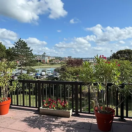 Appartement : Moderne 4/5 Pieces, Acces Plage, 8 Pers, Jardin Et Terrasse, Parking, Wifi - Fr-1-487-304