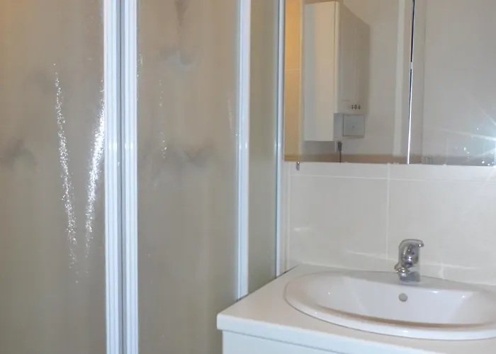 : Moderne 4/5 Pièces, Accès Plage, 8 Pers, Jardin Et Terrasse, Parking, Wifi - Fr-1-487-304 Appartamento *